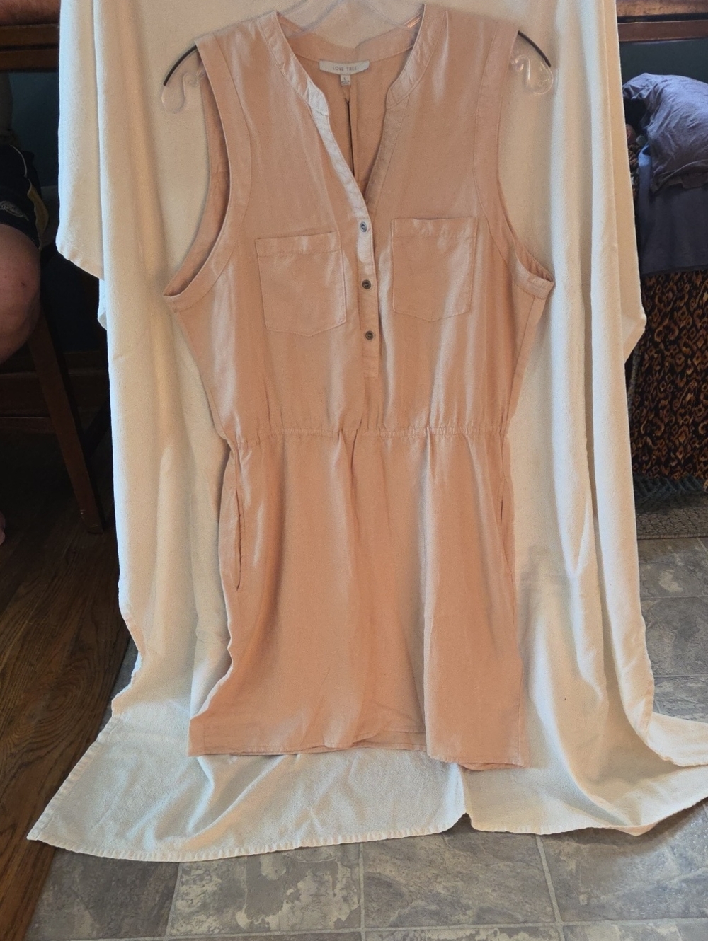 Love Tree Sleeveless Split-Neck Skirt Romper